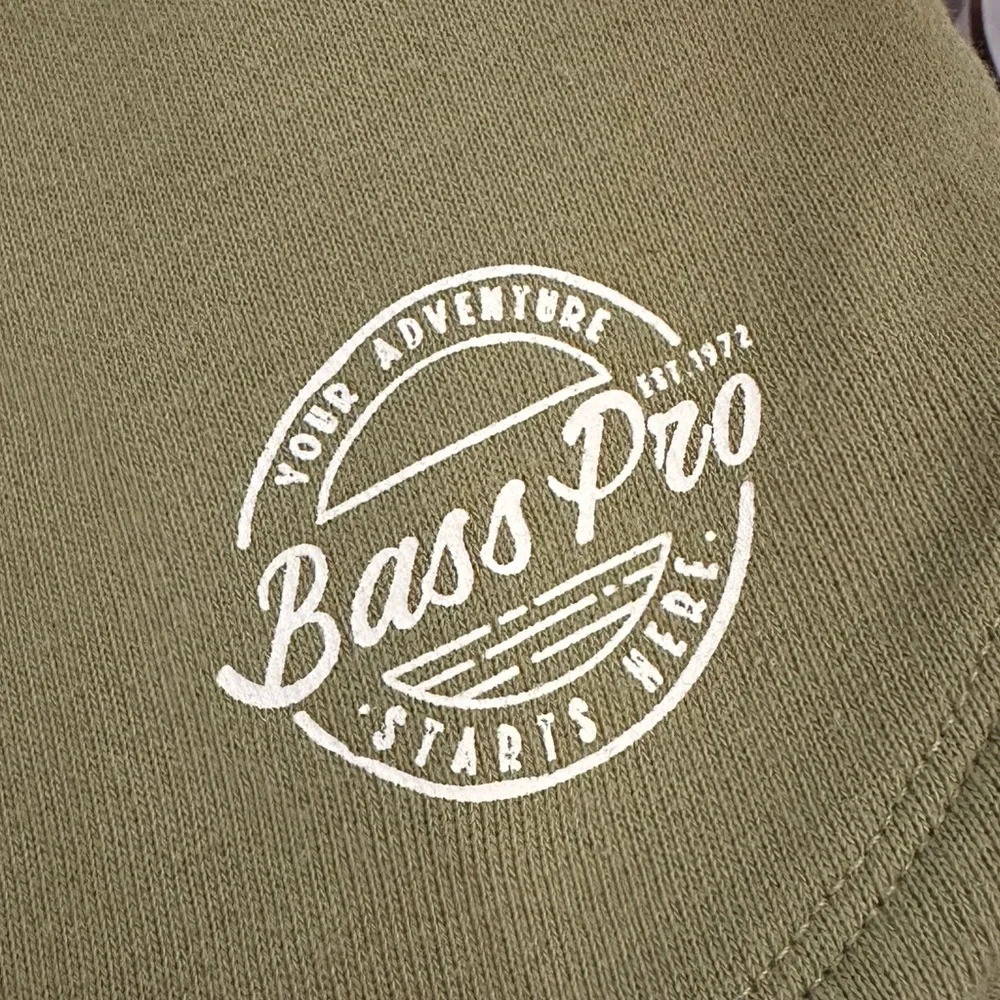Bass Pro Shops Green Lounge Shorts